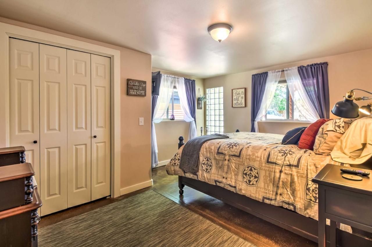 Cozy Home With Media Room Short Walk To Taos Plaza! Exterior foto